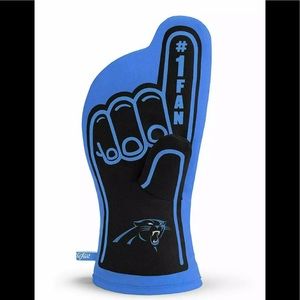 Carolina Panthers official NFL Oven mitt